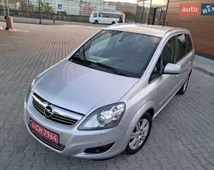 Опель Зафира 2012 в Могилев-Подольском на Automoto.ua Серый Опель Зафира, объемом двигателя 1.8 л и пробегом 259 тыс. км за 7800 $, фото 18 на Automoto.ua