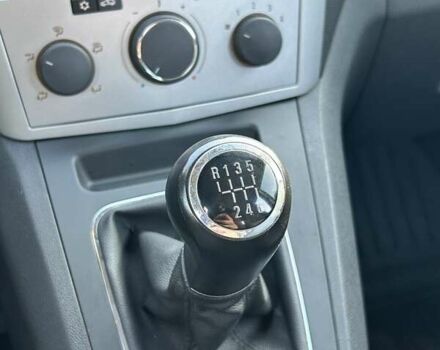 Серый Опель Зафира, объемом двигателя 1.6 л и пробегом 173 тыс. км за 8300 $, фото 19 на Automoto.ua