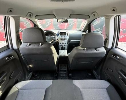 Серый Опель Зафира, объемом двигателя 1.6 л и пробегом 173 тыс. км за 8300 $, фото 14 на Automoto.ua