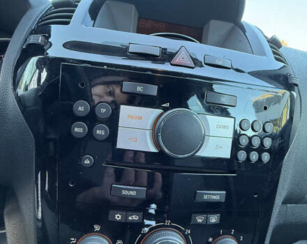 Серый Опель Зафира, объемом двигателя 1.8 л и пробегом 170 тыс. км за 7200 $, фото 18 на Automoto.ua