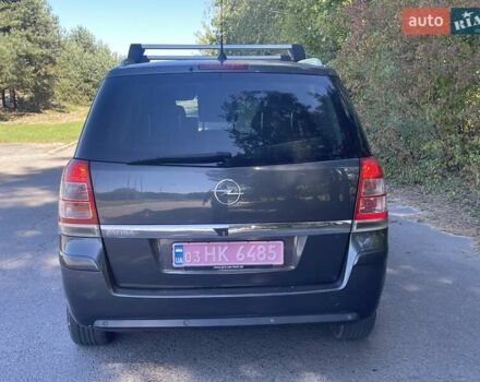 Сірий Опель Зафіра, об'ємом двигуна 1.8 л та пробігом 202 тис. км за 7400 $, фото 5 на Automoto.ua