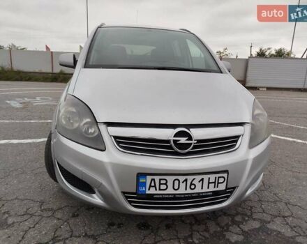 Сірий Опель Зафіра, об'ємом двигуна 1.6 л та пробігом 230 тис. км за 6500 $, фото 4 на Automoto.ua