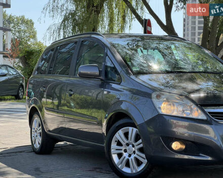 Серый Опель Зафира, объемом двигателя 1.7 л и пробегом 256 тыс. км за 7899 $, фото 11 на Automoto.ua