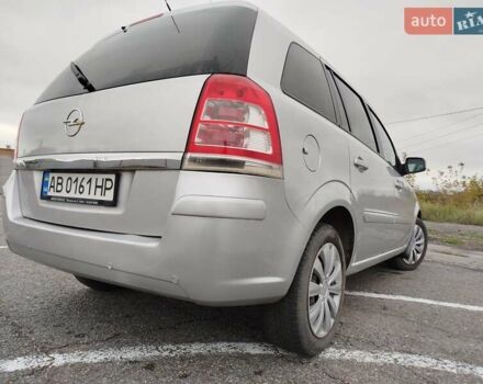 Серый Опель Зафира, объемом двигателя 1.49 л и пробегом 230 тыс. км за 6800 $, фото 7 на Automoto.ua