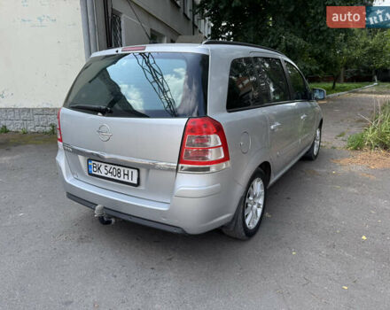 Серый Опель Зафира, объемом двигателя 1.7 л и пробегом 215 тыс. км за 7700 $, фото 7 на Automoto.ua