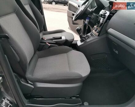 Опель Зафира 2012 в Белой Церкве на Automoto.ua Серый Опель Зафира, объемом двигателя 1.6 л и пробегом 215 тыс. км за 7500 $, фото 16 на Automoto.ua
