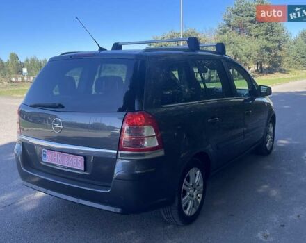 Сірий Опель Зафіра, об'ємом двигуна 1.8 л та пробігом 202 тис. км за 7400 $, фото 23 на Automoto.ua