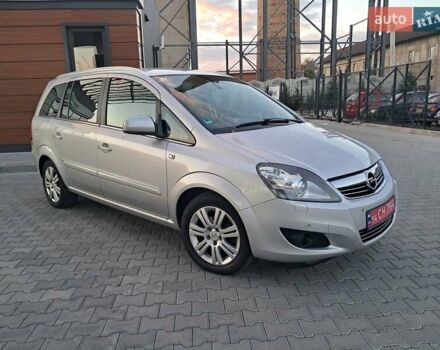 Опель Зафира 2012 в Могилев-Подольском на Automoto.ua Серый Опель Зафира, объемом двигателя 1.8 л и пробегом 259 тыс. км за 7800 $, фото 37 на Automoto.ua