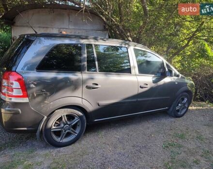 Опель Зафира 2012 в Смеле на Automoto.ua Серый Опель Зафира, объемом двигателя 1.6 л и пробегом 123 тыс. км за 7600 $, фото 10 на Automoto.ua
