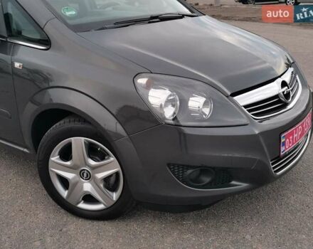 Опель Зафира 2012 в Белой Церкве на Automoto.ua Серый Опель Зафира, объемом двигателя 1.6 л и пробегом 215 тыс. км за 7500 $, фото 7 на Automoto.ua