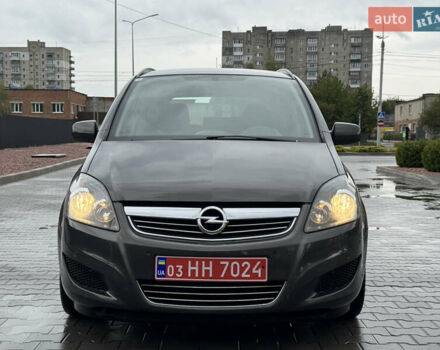 Сірий Опель Зафіра, об'ємом двигуна 1.6 л та пробігом 214 тис. км за 7700 $, фото 8 на Automoto.ua