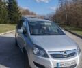 Серый Опель Зафира, объемом двигателя 1.7 л и пробегом 228 тыс. км за 7565 $, фото 2 на Automoto.ua