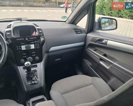 Опель Зафира 2012 в Могилев-Подольском на Automoto.ua Серый Опель Зафира, объемом двигателя 1.8 л и пробегом 259 тыс. км за 7800 $, фото 6 на Automoto.ua