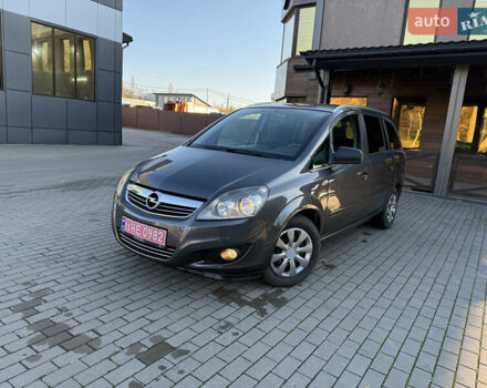 Серый Опель Зафира, объемом двигателя 1.8 л и пробегом 170 тыс. км за 7200 $, фото 25 на Automoto.ua