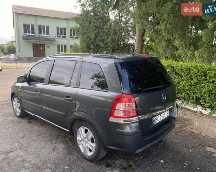 Серый Опель Зафира, объемом двигателя 1.69 л и пробегом 206 тыс. км за 7750 $, фото 7 на Automoto.ua