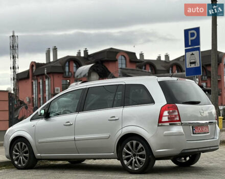 Серый Опель Зафира, объемом двигателя 1.7 л и пробегом 192 тыс. км за 7890 $, фото 107 на Automoto.ua