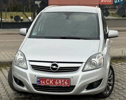 Серый Опель Зафира, объемом двигателя 1.7 л и пробегом 192 тыс. км за 7890 $, фото 51 на Automoto.ua