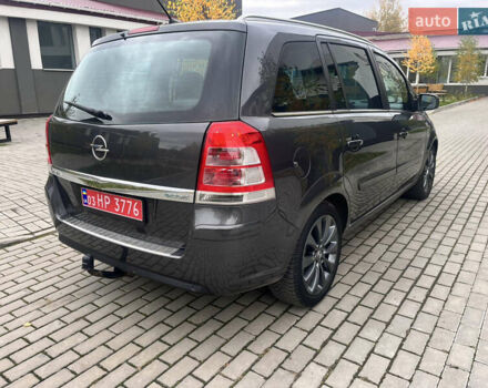 Опель Зафира 2012 в Луцке на Automoto.ua Серый Опель Зафира, объемом двигателя 1.7 л и пробегом 242 тыс. км за 8600 $, фото 6 на Automoto.ua