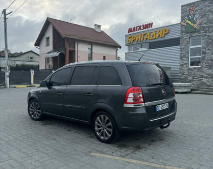 Серый Опель Зафира, объемом двигателя 1.7 л и пробегом 185 тыс. км за 8500 $, фото 12 на Automoto.ua