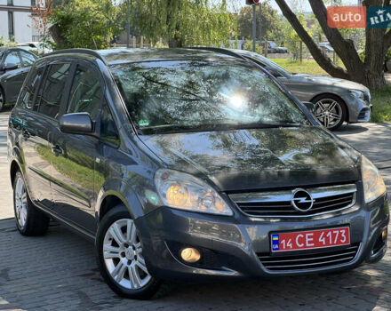 Серый Опель Зафира, объемом двигателя 1.7 л и пробегом 256 тыс. км за 7899 $, фото 9 на Automoto.ua