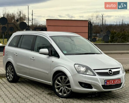 Серый Опель Зафира, объемом двигателя 1.7 л и пробегом 192 тыс. км за 7890 $, фото 78 на Automoto.ua