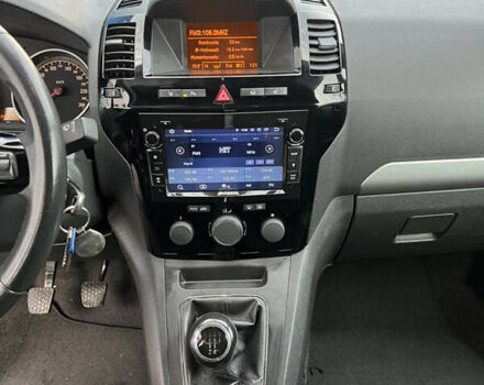 Серый Опель Зафира, объемом двигателя 1.6 л и пробегом 142 тыс. км за 7150 $, фото 34 на Automoto.ua