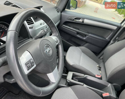 Серый Опель Зафира, объемом двигателя 1.7 л и пробегом 184 тыс. км за 7990 $, фото 40 на Automoto.ua