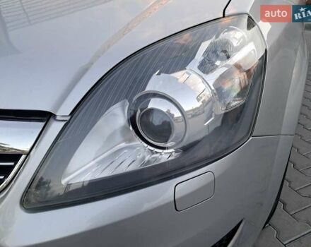 Опель Зафира 2012 в Могилев-Подольском на Automoto.ua Серый Опель Зафира, объемом двигателя 1.8 л и пробегом 259 тыс. км за 7800 $, фото 19 на Automoto.ua