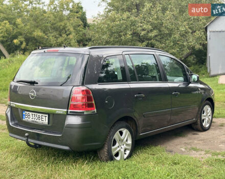 Серый Опель Зафира, объемом двигателя 1.69 л и пробегом 151 тыс. км за 6900 $, фото 4 на Automoto.ua