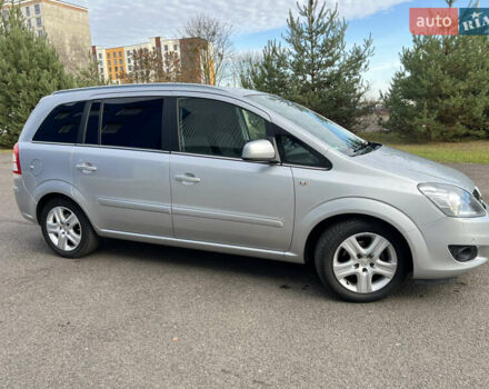 Серый Опель Зафира, объемом двигателя 1.6 л и пробегом 142 тыс. км за 7150 $, фото 6 на Automoto.ua