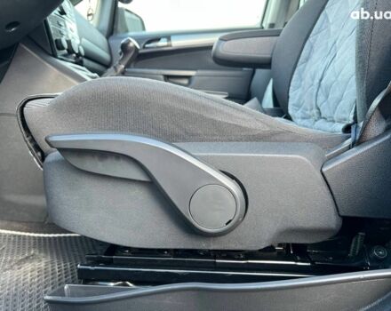 Серый Опель Зафира, объемом двигателя 1.7 л и пробегом 335 тыс. км за 7690 $, фото 19 на Automoto.ua