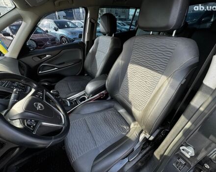 Серый Опель Зафира, объемом двигателя 2 л и пробегом 235 тыс. км за 8990 $, фото 9 на Automoto.ua