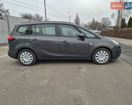 Серый Опель Зафира, объемом двигателя 1.96 л и пробегом 224 тыс. км за 10500 $, фото 11 на Automoto.ua