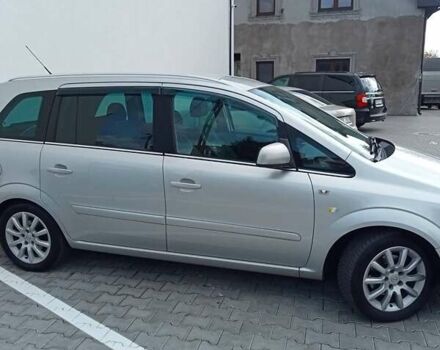 Серый Опель Зафира, объемом двигателя 1.8 л и пробегом 170 тыс. км за 7300 $, фото 13 на Automoto.ua