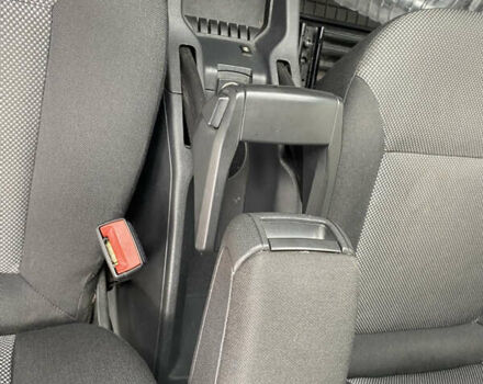 Серый Опель Зафира, объемом двигателя 1.69 л и пробегом 257 тыс. км за 6200 $, фото 16 на Automoto.ua