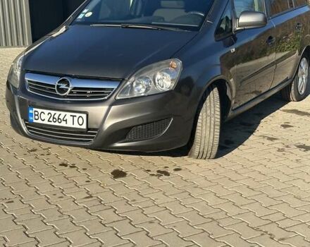 Серый Опель Зафира, объемом двигателя 1.7 л и пробегом 196 тыс. км за 7600 $, фото 7 на Automoto.ua
