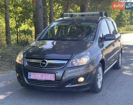 Сірий Опель Зафіра, об'ємом двигуна 1.8 л та пробігом 202 тис. км за 7400 $, фото 22 на Automoto.ua
