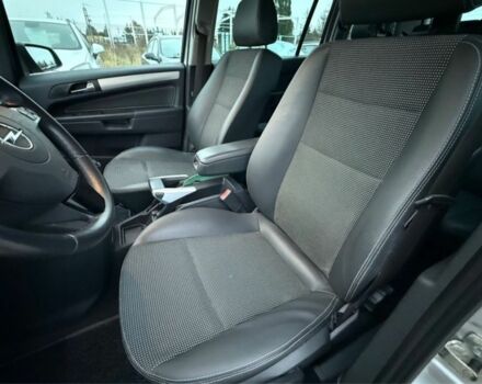 Опель Зафира 2012 в Львове на Automoto.ua Серый Опель Зафира, объемом двигателя 1.8 л и пробегом 198 тыс. км за 4200 $, фото 15 на Automoto.ua