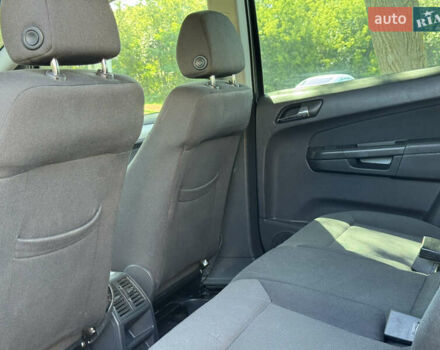 Серый Опель Зафира, объемом двигателя 1.7 л и пробегом 256 тыс. км за 7899 $, фото 37 на Automoto.ua