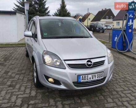 Опель Зафира 2012 в Житомире на Automoto.ua Серый Опель Зафира, объемом двигателя 1.6 л и пробегом 145 тыс. км за 8500 $, фото 4 на Automoto.ua