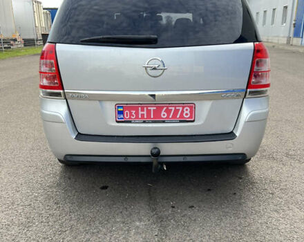 Серый Опель Зафира, объемом двигателя 1.6 л и пробегом 142 тыс. км за 7150 $, фото 12 на Automoto.ua