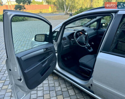 Сірий Опель Зафіра, об'ємом двигуна 1.8 л та пробігом 202 тис. км за 8550 $, фото 26 на Automoto.ua