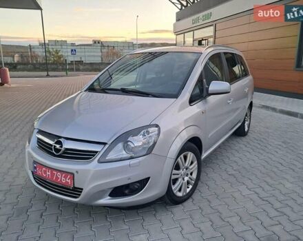 Опель Зафира 2012 в Могилев-Подольском на Automoto.ua Серый Опель Зафира, объемом двигателя 1.8 л и пробегом 259 тыс. км за 7800 $, фото 17 на Automoto.ua