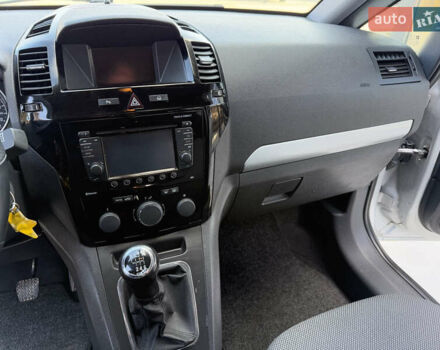 Сірий Опель Зафіра, об'ємом двигуна 1.69 л та пробігом 251 тис. км за 7750 $, фото 30 на Automoto.ua