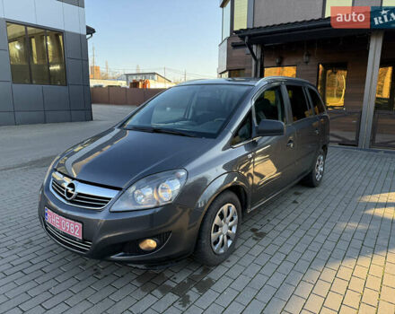 Серый Опель Зафира, объемом двигателя 1.8 л и пробегом 170 тыс. км за 7200 $, фото 30 на Automoto.ua