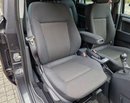 Сірий Опель Зафіра, об'ємом двигуна 1.8 л та пробігом 153 тис. км за 4800 $, фото 22 на Automoto.ua