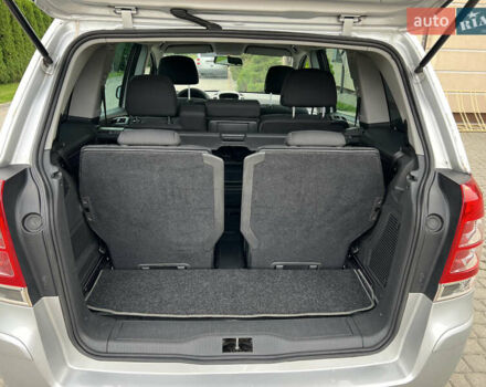 Опель Зафира 2012 в Дунаевцах на Automoto.ua Серый Опель Зафира, объемом двигателя 1.7 л и пробегом 184 тыс. км за 7990 $, фото 32 на Automoto.ua