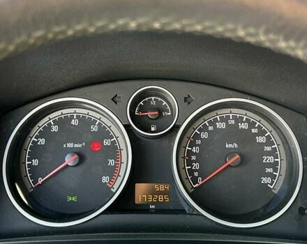 Серый Опель Зафира, объемом двигателя 1.6 л и пробегом 173 тыс. км за 8300 $, фото 25 на Automoto.ua