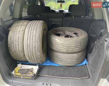 Серый Опель Зафира, объемом двигателя 1.69 л и пробегом 257 тыс. км за 6200 $, фото 30 на Automoto.ua