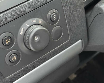 Серый Опель Зафира, объемом двигателя 1.8 л и пробегом 207 тыс. км за 7550 $, фото 19 на Automoto.ua